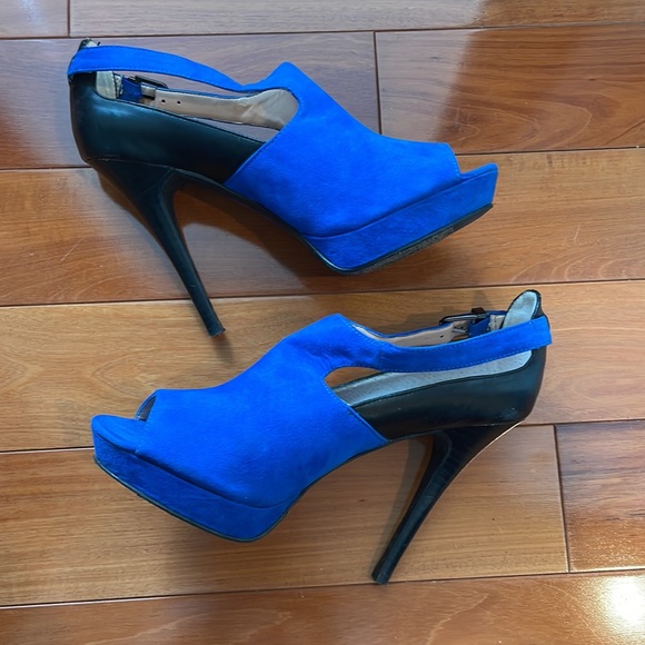 🟡 Bright Blue High Heels - Picture 4 of 7